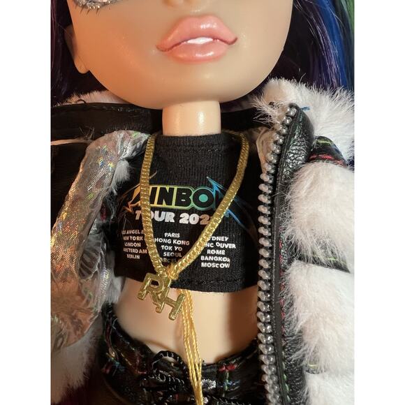 Rainbow High Rockstar Lyric Lucas Fashion Doll Original Outfit - Picture 3 of 10